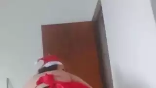 تظهر لها كس بقصد الفوز بتركيا
