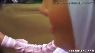 صب عربي رائع وفتاة بيضاء تحب الديك المهاجر المسلم لها