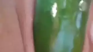 الهواة يستمني وينتهي في بخ