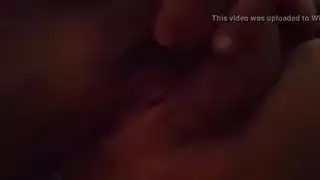 فتاة عربية كانت ساخنة جدًا ورطب بوسها