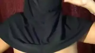 سكس زوجة تنتاك اول مرة امام زوجها