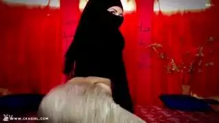 في على كاميرا الويب |