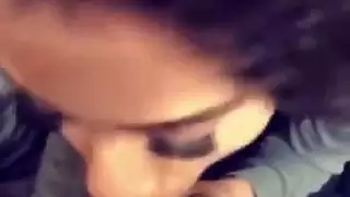 وقحة عربية مص ديك في الأماكن العامة