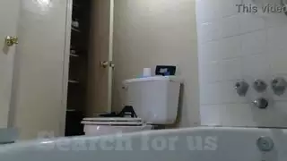 دش جبلي جميل مع قرود جلدي تينر ثوت