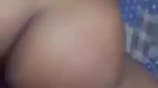 ممارسة الجنس في الحمام مع عاهرة فنانة كبيرة