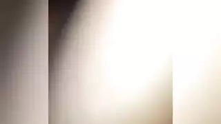 زوجة متعرج تحصل على شقي في موقف السيارات