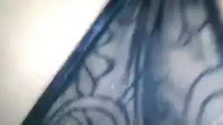 كبير مع امرأة بنية مراهقة تحصل على لعنة قوية