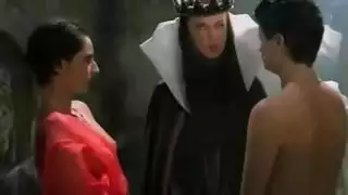 بياض الثلج بالعربي