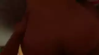 مثير الهواة مارس الجنس على كاميرا ويب بعد مص ديك.