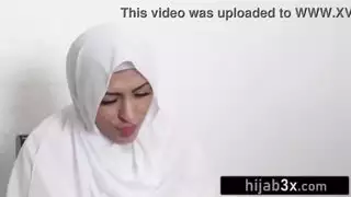 عند تقديم خطأ صديقتك المسلمة على الوالدين