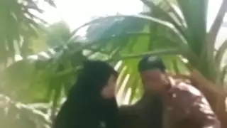 طالب الساخنة تمتص عميد 'ق الديك ويبتلع نائب الرئيس