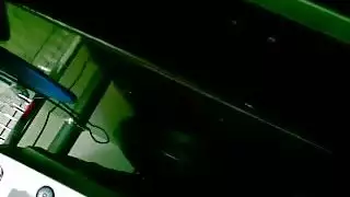 واد ابن حرام بصور خالته اللى عايش معاها وجوزها بينكها ويفشخها من غير ما يعرفو