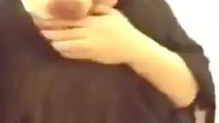 العربية الساخنة تجشيد مع ثديها الضخمة