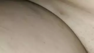اللعنة على الكلبة المصرية في الحمار للحفاظ على عذريتك