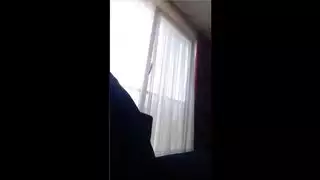 زوجة تركية شابة تركب على ديك كبير