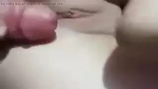 جوزها الخول كاتب اسمه على طيزها وفاشخ كسمها بزبره الكبير فى خرمها الضيق وهيا تصوت