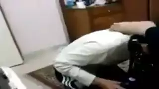 عشيقة جزائرية تمارس السادية علي جوزها في فيلم للهواة