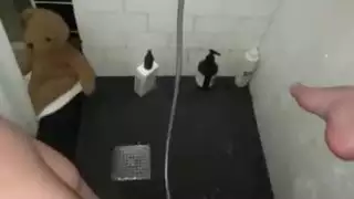 مع الجسم المثالي يستمني لها ضيق في سن المراهقة كس من قبل دش التحقق من الهواةلوس أنجلوس الولايات المتحدة الأمريكية