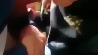 محجبة تعشق وتتفنن في ركلمتان خفيفتان على اللسانمن