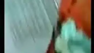 لبونة وشرمطة ام دينا المومس ونياكتها من زبون وصاحبه